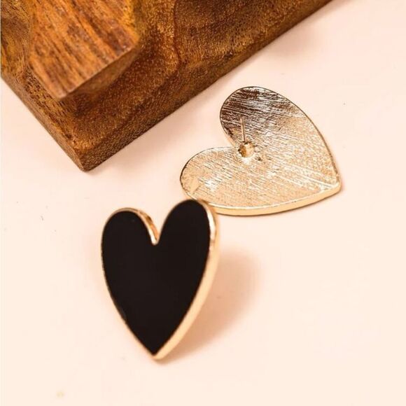 5 for $25 BLACK HEART 🖤 EARRINGS - Picture 2 of 5